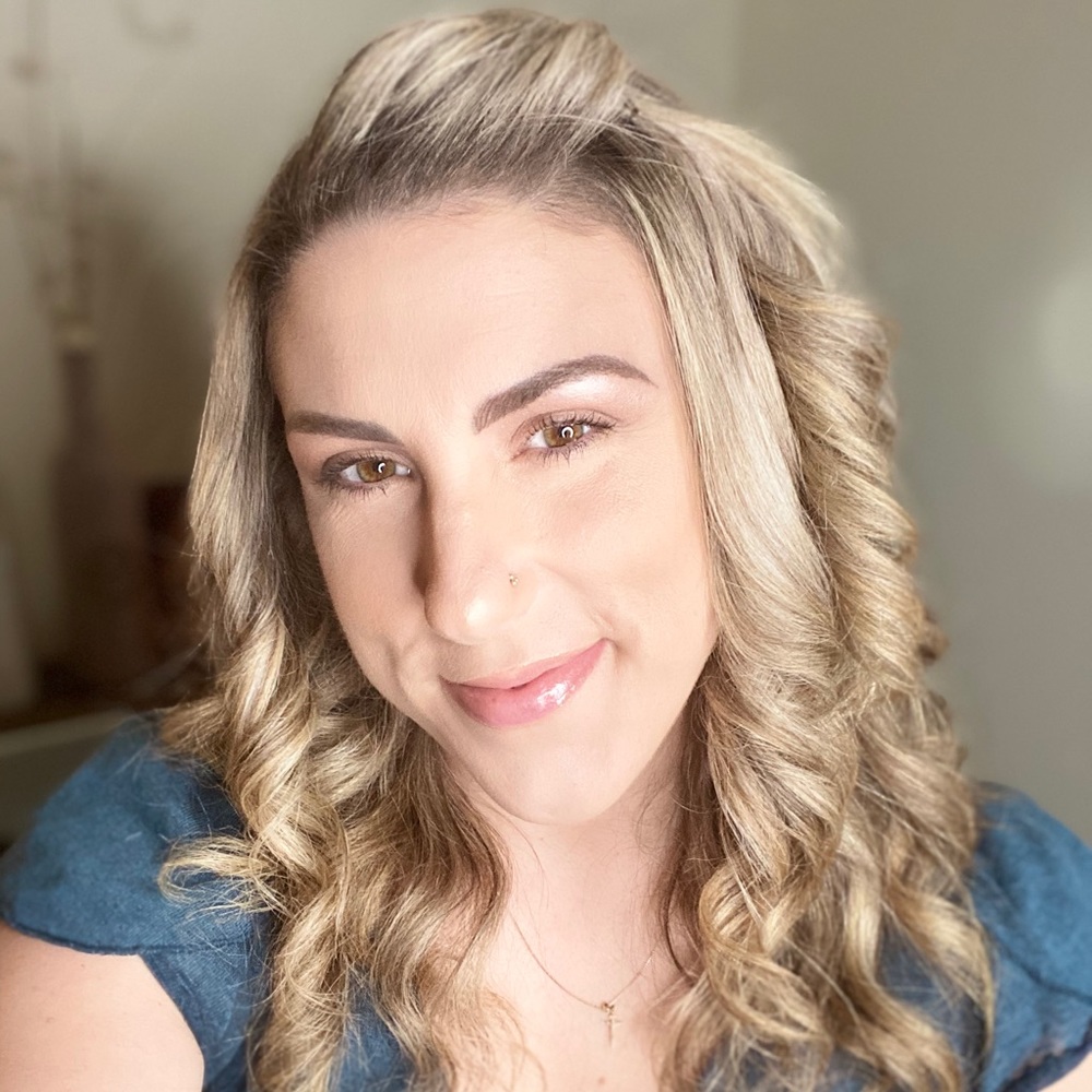 Meet your Posher, Melanie